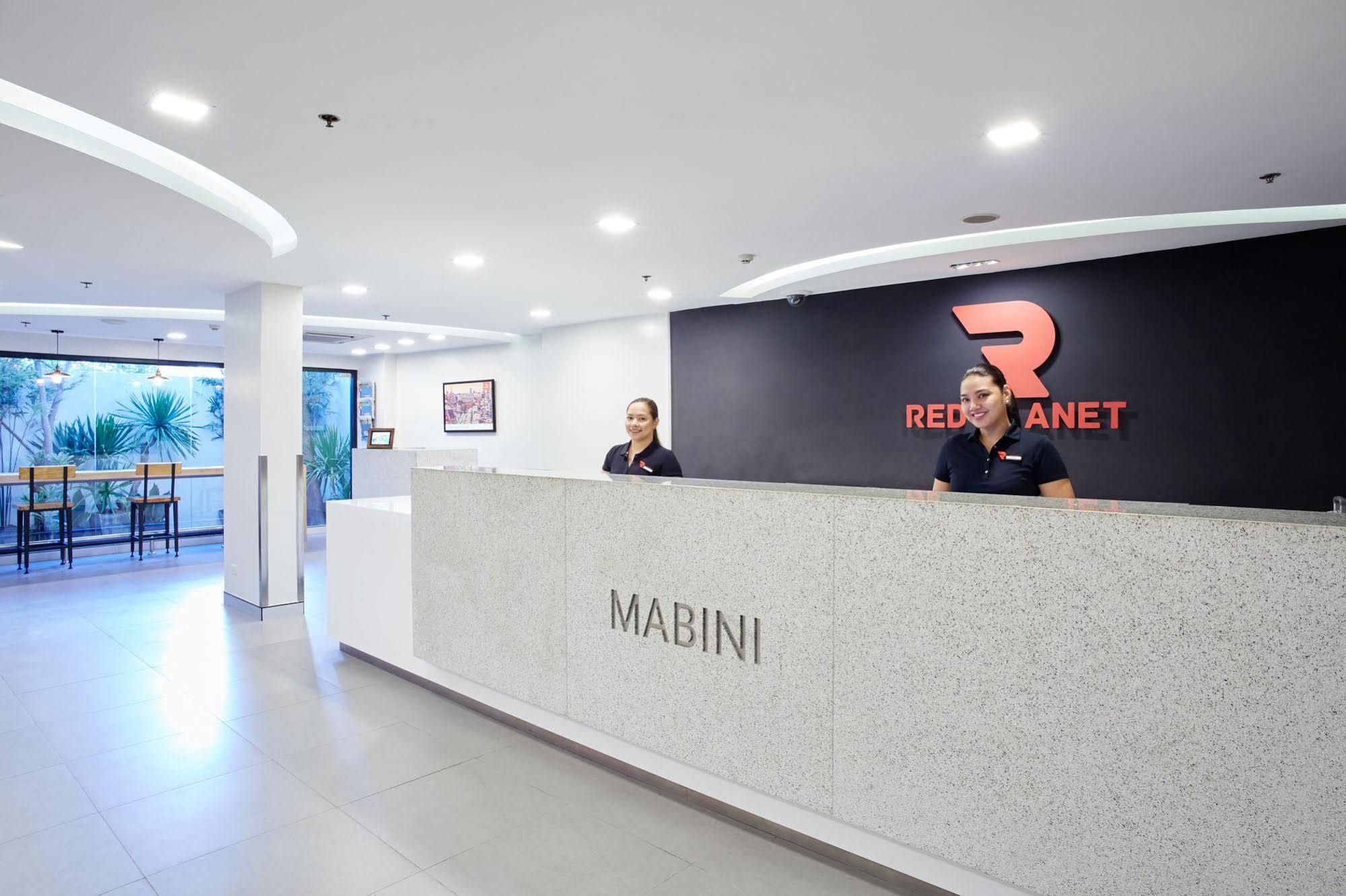 Red Planet Manila Malate Mabini Hotel Exterior foto